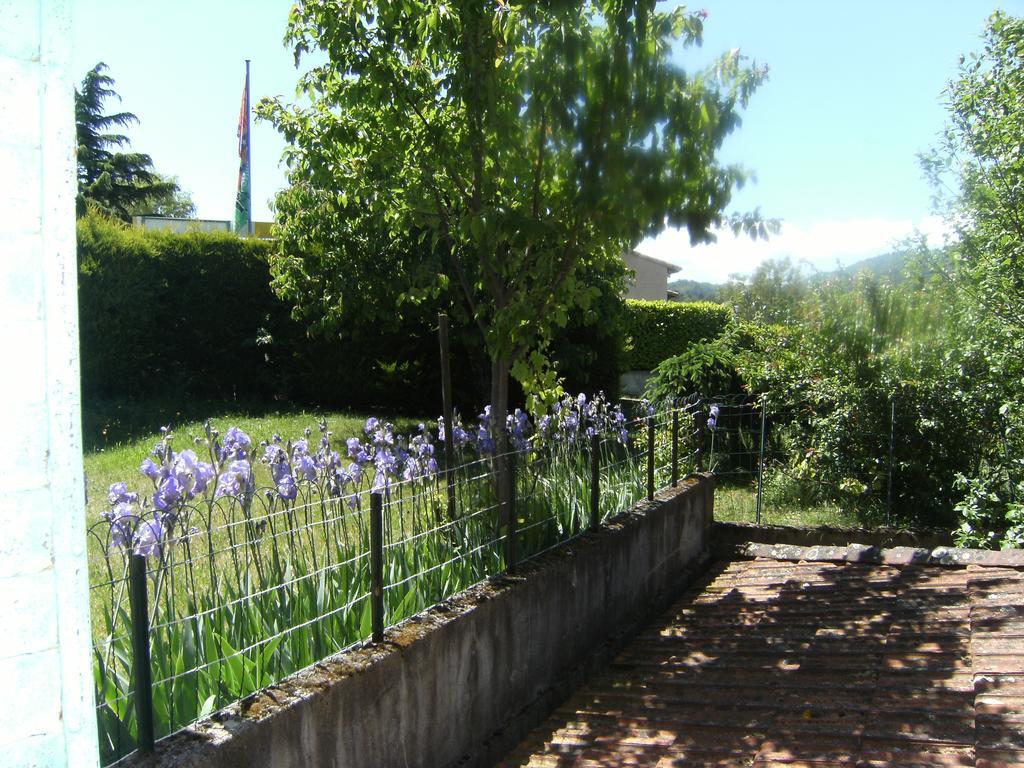 Les Roches Le Crestet Exterior foto
